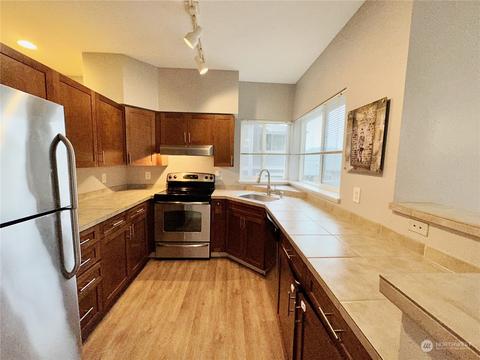 3927 243rd Pl SE #I-204, Bothell, WA 98021 photo 12