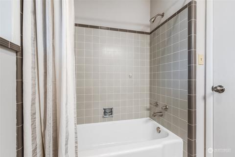 1072 Mckinley St, Enumclaw, WA 98022 photo 20