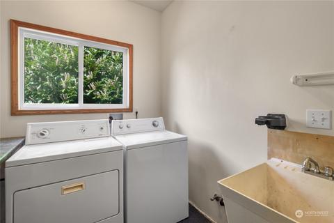 5009 Seahurst Ave, Everett, WA 98203 photo 32