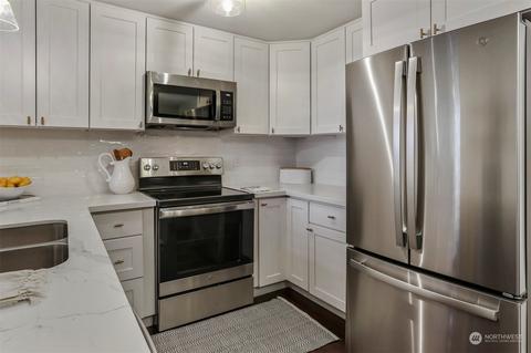 9908 NE 190th St #D, Bothell, WA 98011 photo 12