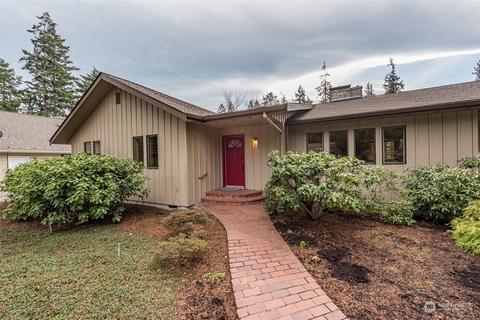 141 Fairway Pl, Sequim, WA 98382 photo 2