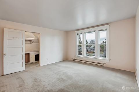 4533 Eastern Ave N, Seattle, WA 98103 photo 3