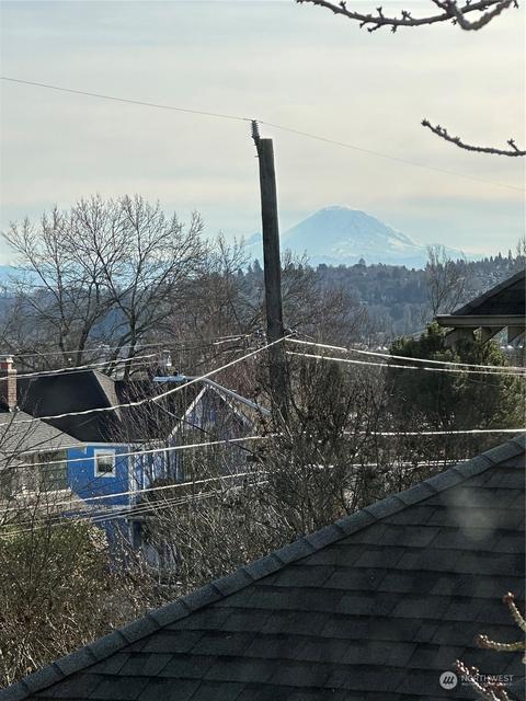 4533 Eastern Ave N, Seattle, WA 98103 photo 5