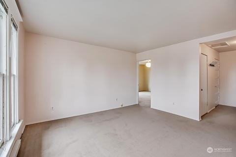 4533 Eastern Ave N, Seattle, WA 98103 photo 4