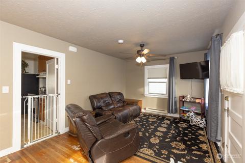 2215 Pinehurst Ave, Everett, WA 98203 photo 6
