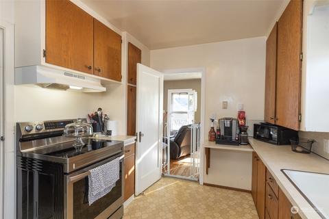 2215 Pinehurst Ave, Everett, WA 98203 photo 11