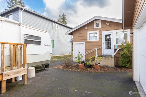 2215 Pinehurst Ave, Everett, WA 98203 photo 14