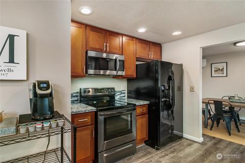 817 Glen Oaks Dr E, Spanaway, WA 98387 photo 8
