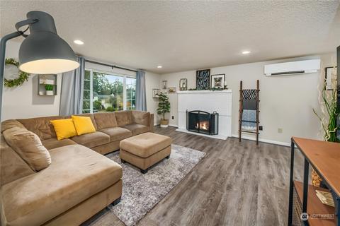 817 Glen Oaks Dr E, Spanaway, WA 98387 photo 4