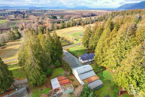 5953 Cedar Dr, Bow, WA 98232 photo 5