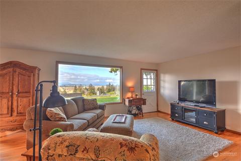 5953 Cedar Dr, Bow, WA 98232 photo 6