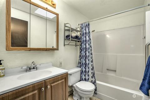 12006 Alexander Rd, Everett, WA 98204 photo 20