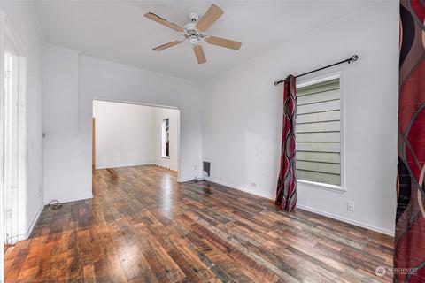 1909 Rockefeller Ave, Everett, WA 98201 photo 8