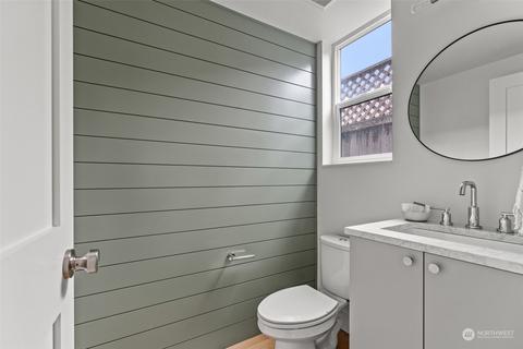 342 17th Ave E, Seattle, WA 98112 photo 3