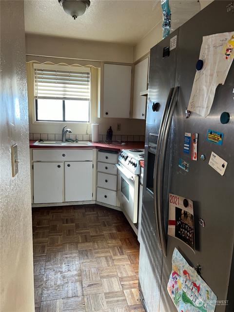 304 E 4th St, Lind, WA 99341 photo 7