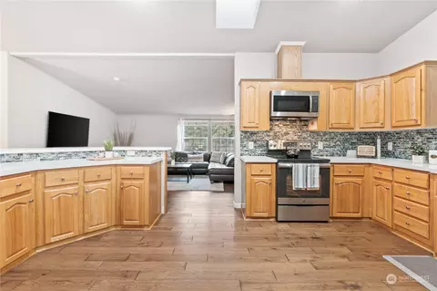 21011 Wright Rd E, Spanaway, WA 98387 photo 5
