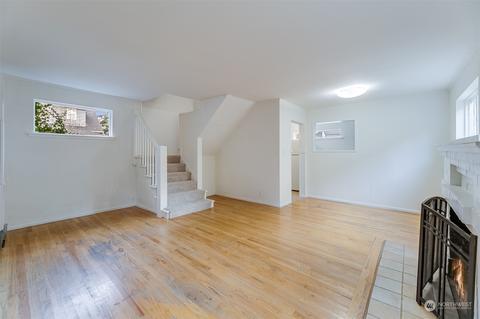 2034 Franklin Ave E, Seattle, WA 98102 photo 4