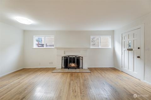 2034 Franklin Ave E, Seattle, WA 98102 photo 3