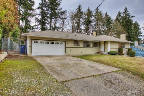 831 S 299th Pl, Federal Way, WA 98003