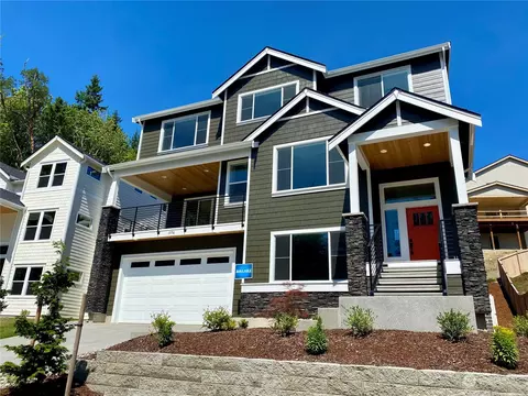 1774 NE Crystallia Ct, Poulsbo, WA 98370