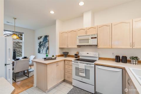 22619 4th Ave W #3-103, Bothell, WA 98021 photo 9