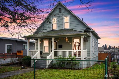 2104 Mcdougall Ave, Everett, WA 98201 photo 1