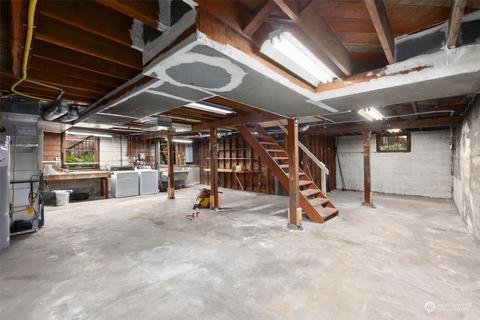 2311 16th Ave E, Seattle, WA 98112 photo 32