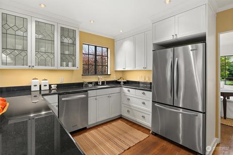 2311 16th Ave E, Seattle, WA 98112 photo 13