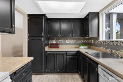 820 E Cady Rd #B201, Everett, WA 98203 photo 6