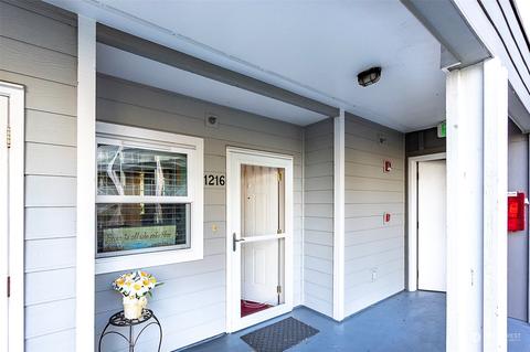 1318 37th St #1216, Everett, WA 98201 photo 1