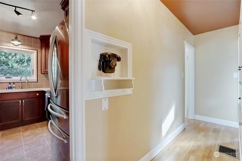1821 Porter St, Enumclaw, WA 98022 photo 13