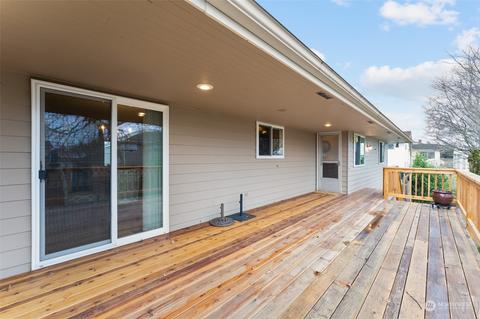 3074 Olympic Pl, Enumclaw, WA 98022 photo 11