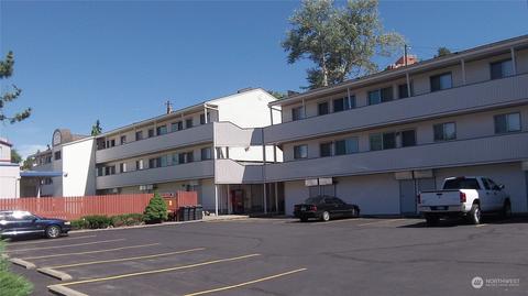 1016 SE 1024 Se Latah St, Pullman, WA 99163