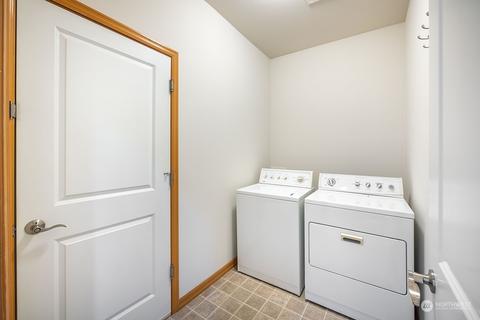 24109 22nd Pl W, Bothell, WA 98021 photo 35