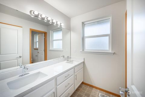 24109 22nd Pl W, Bothell, WA 98021 photo 32