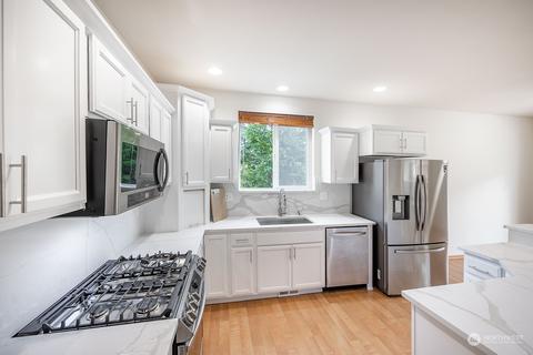 24109 22nd Pl W, Bothell, WA 98021 photo 13
