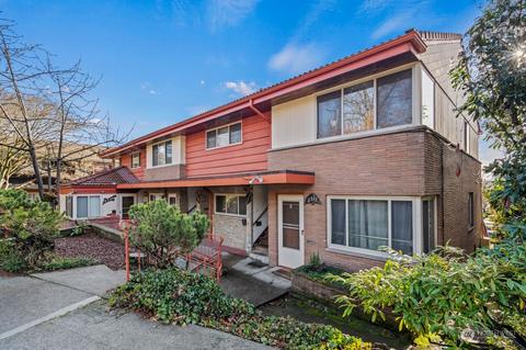 2321 NE 55th St, Seattle, WA 98105