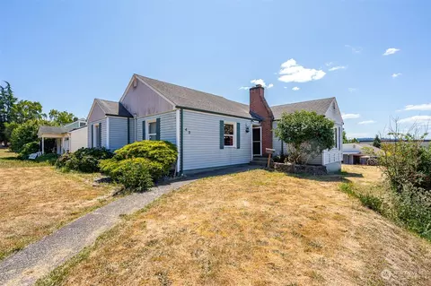 43 SE 8th St, Chehalis, WA 98532