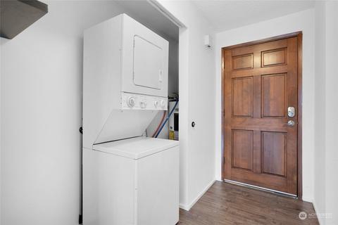 2629 Rucker Ave #1, Everett, WA 98201 photo 2
