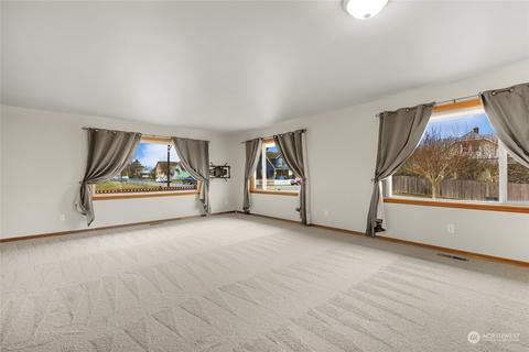 2101 Rockefeller Ave, Everett, WA 98201 photo 6
