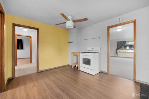 2101 Rockefeller Ave, Everett, WA 98201 photo 13