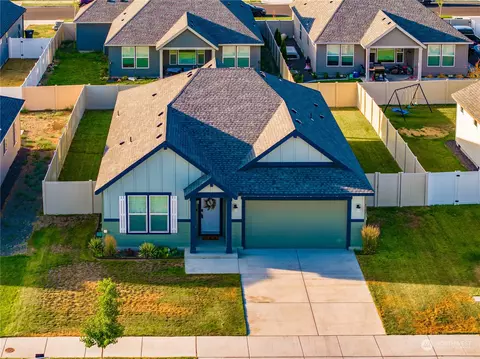 4728 W Coyote St, Moses Lake, WA 98837