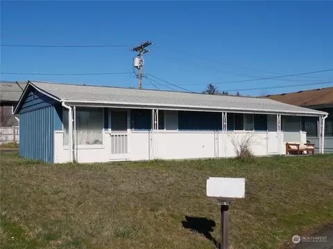 84018403 84th St SW, Lakewood, WA 98498