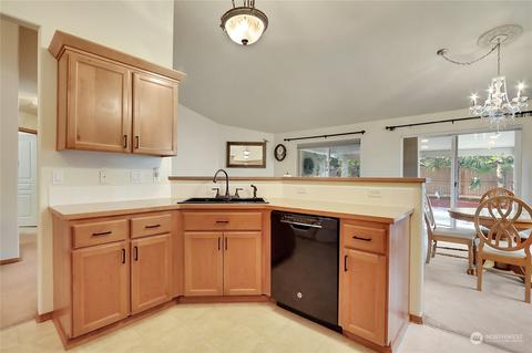 1405 NE Riddell Ave, Orting, WA 98360 photo 7