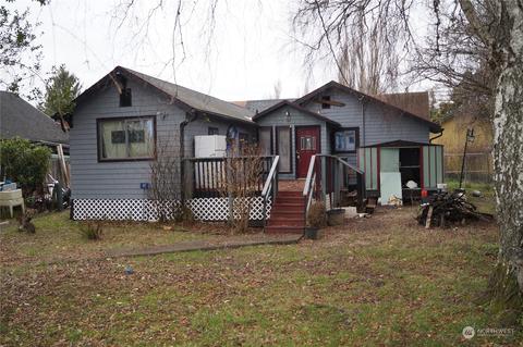 904 W Perry St, Aberdeen, WA 98520