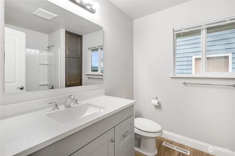 1332 Mcdougall Ave, Everett, WA 98201 photo 10