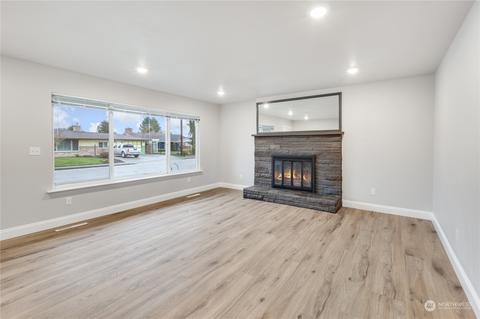 1332 Mcdougall Ave, Everett, WA 98201 photo 3