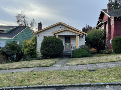 529 N 68th St, Seattle, WA 98103 photo 1