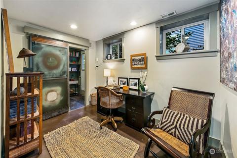 2818 11th Ave E, Seattle, WA 98102 photo 26