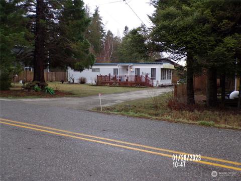 10823 Halloran Rd, Bow, WA 98232